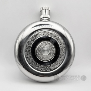 6oz Celtic Flask & Cup - Celtic Knot